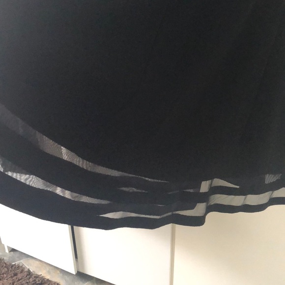 little black dress - Picture 4 of 6